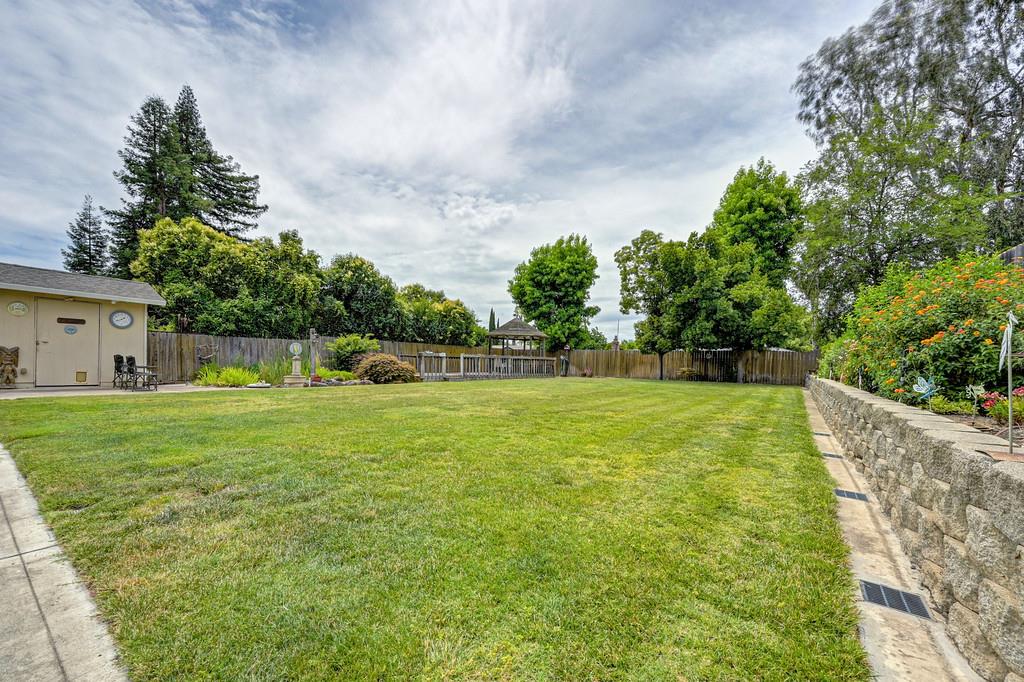 8311 Oakwood Hills Circle