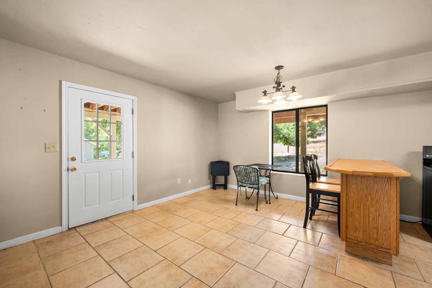 2162 Painted Pony Road