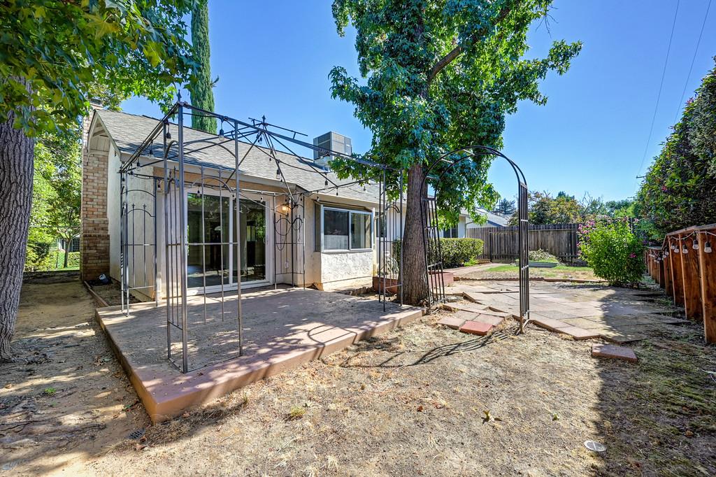 7424 Pimienta Drive