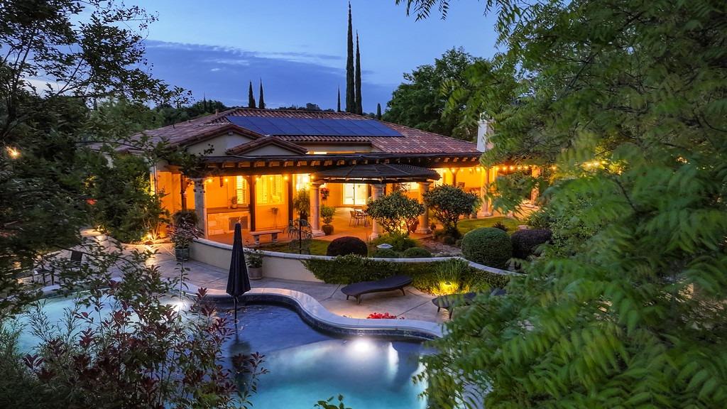 4232 Savoie Court