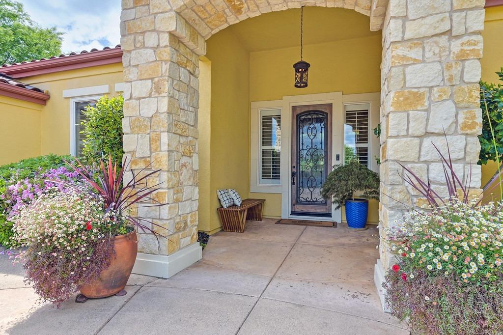 4232 Savoie Court