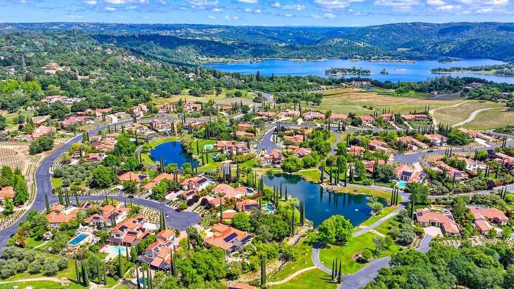 4232 Savoie Court