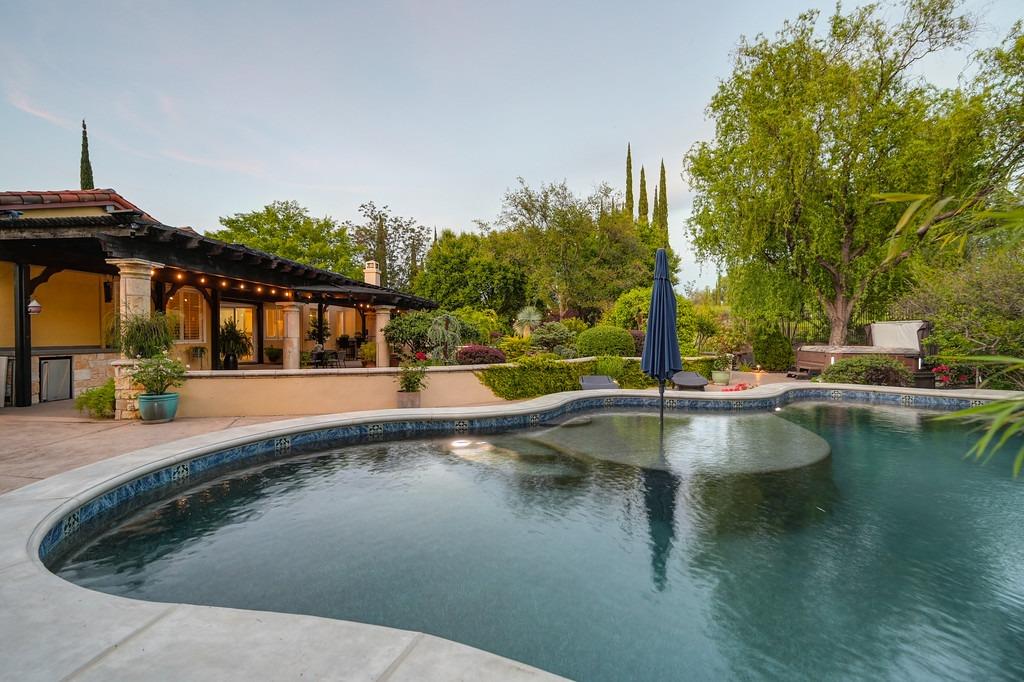 4232 Savoie Court