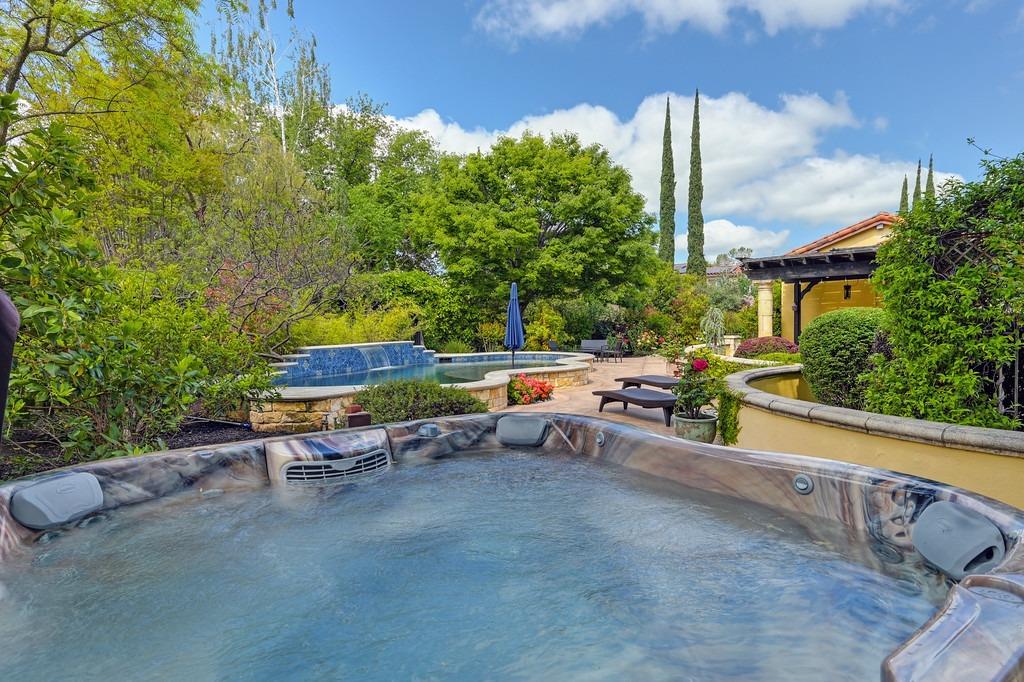 4232 Savoie Court