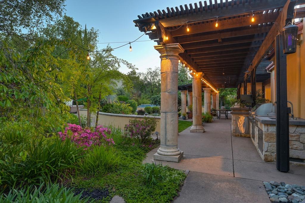 4232 Savoie Court