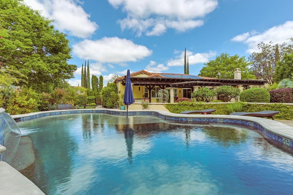 4232 Savoie Court