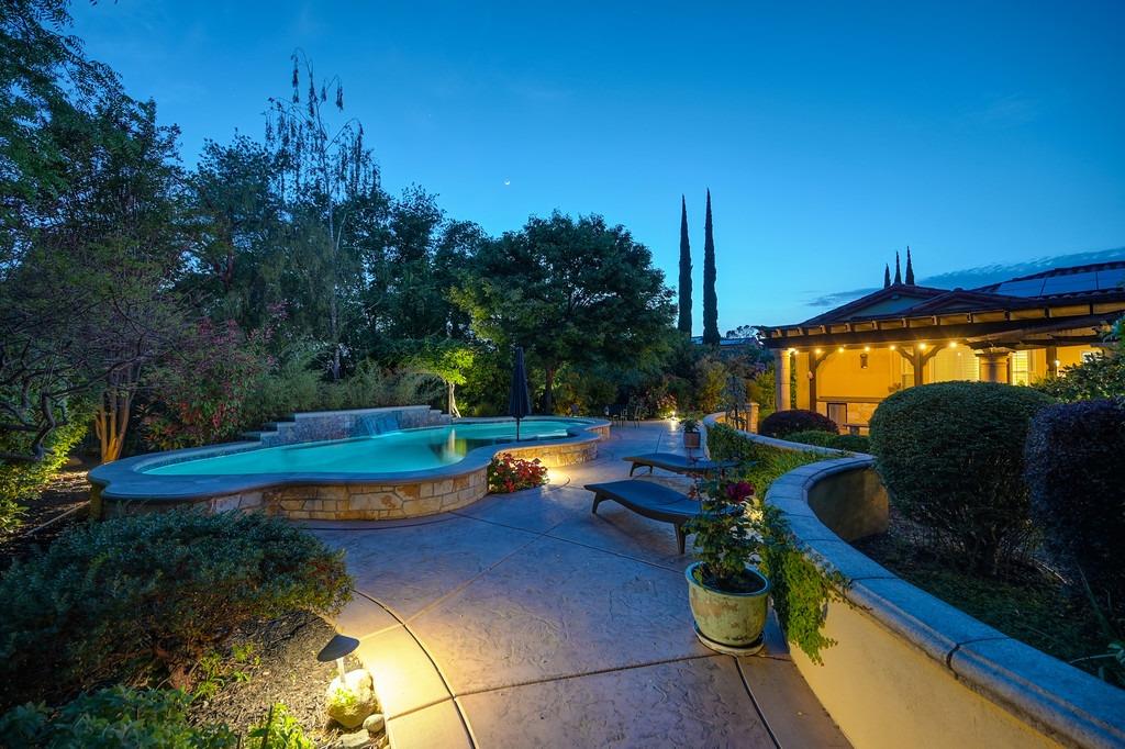 4232 Savoie Court