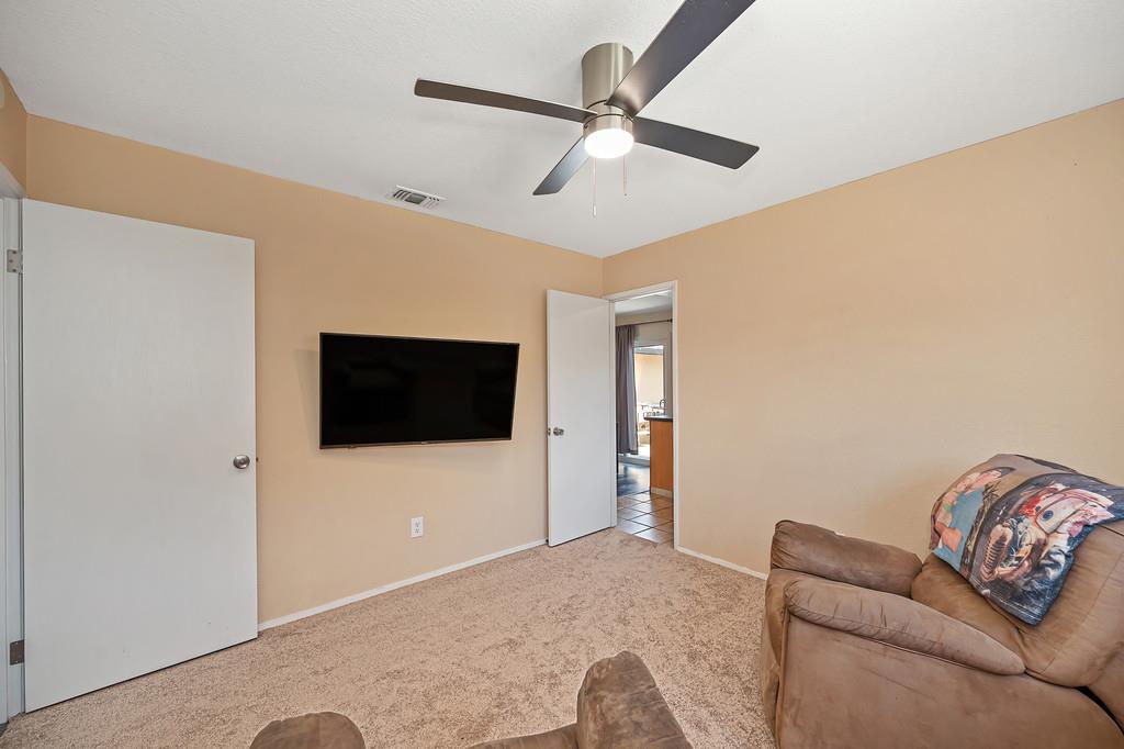 5924 Deary Way