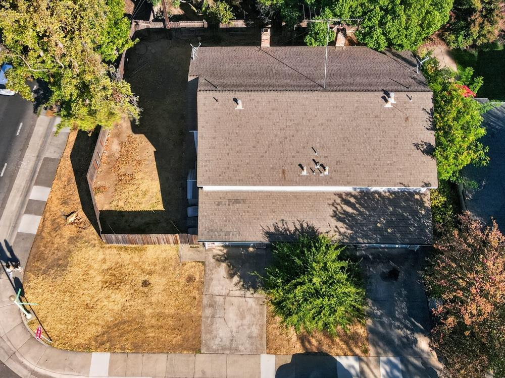 1501 Christopher Way