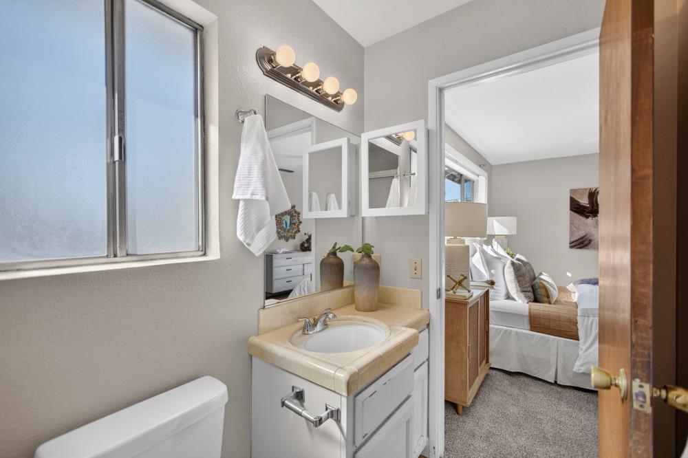 1501 Christopher Way