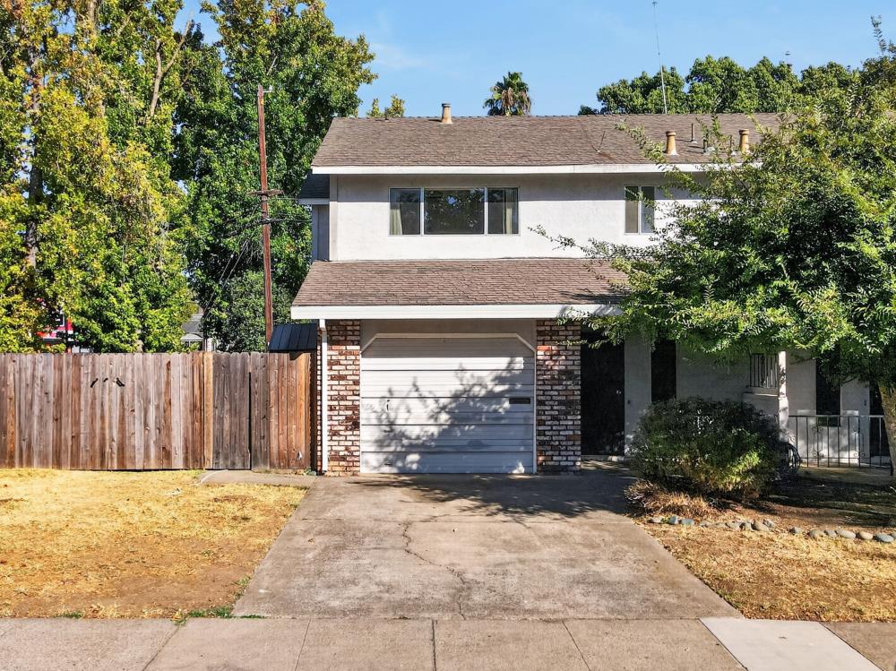 1501 Christopher Way