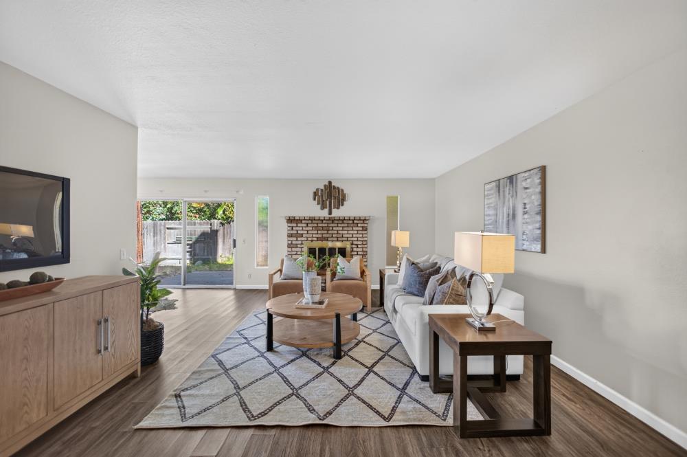 1501 Christopher Way