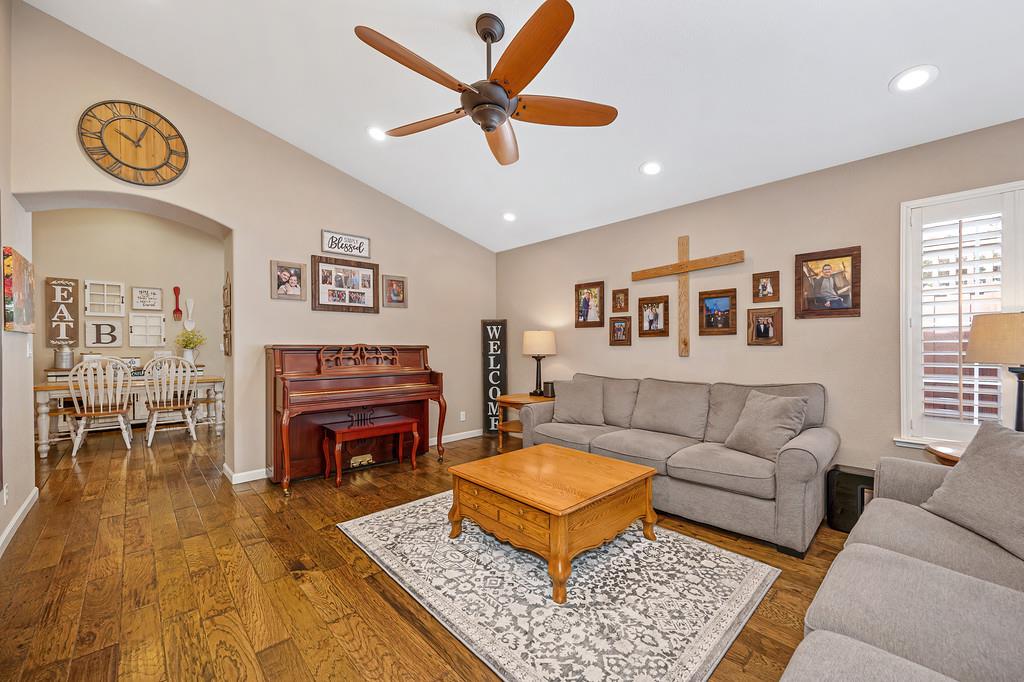 1208 Arbor Drive