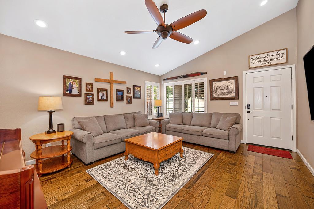 1208 Arbor Drive