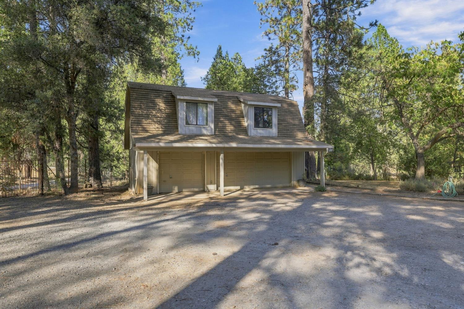 19526 Shawnee Trail