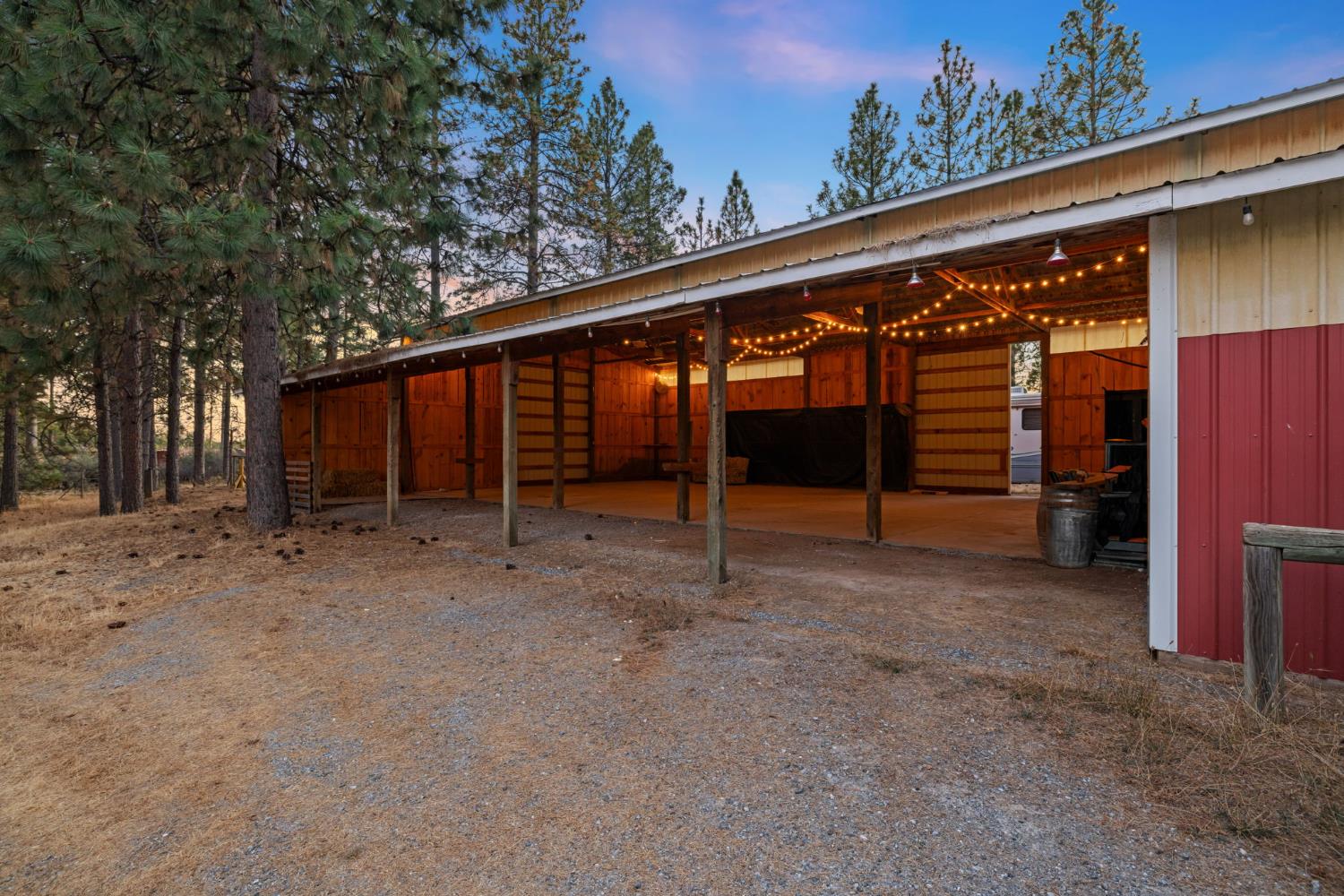 19526 Shawnee Trail