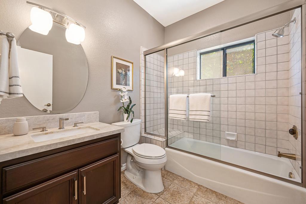 401 Bremerton Court