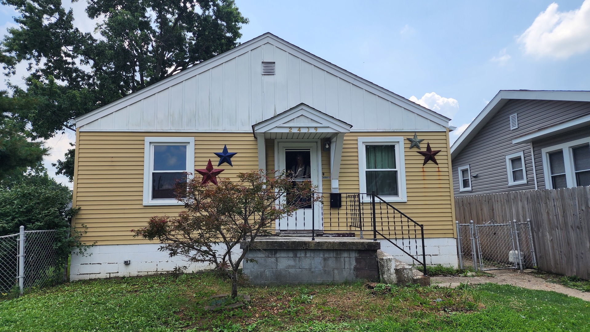 2409 E Main Street