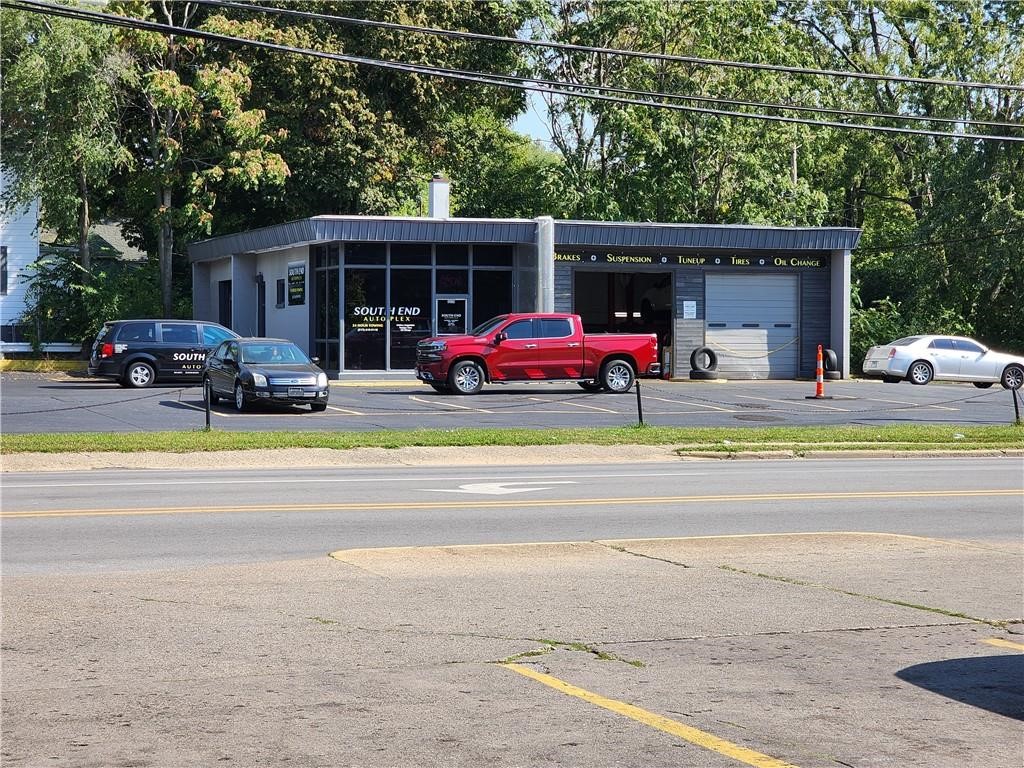 1215 E Prairie Street