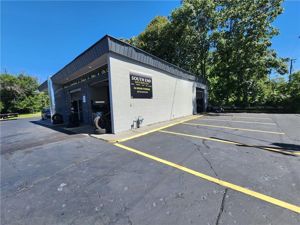 1215 E Prairie Street