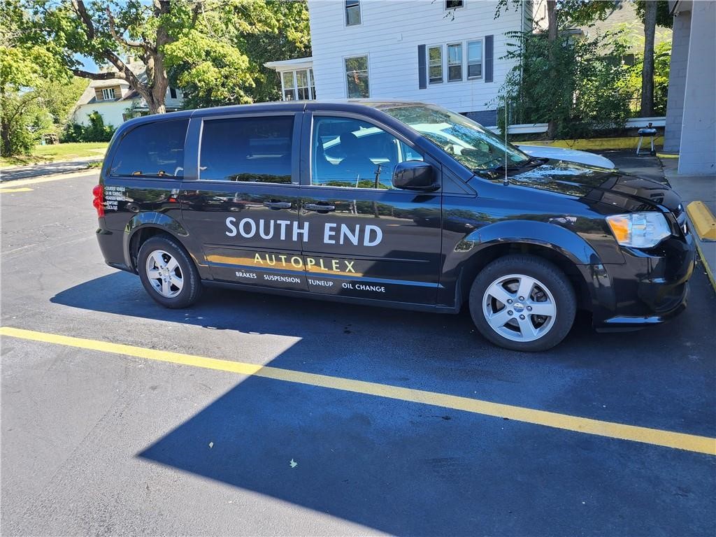 1215 E Prairie Street