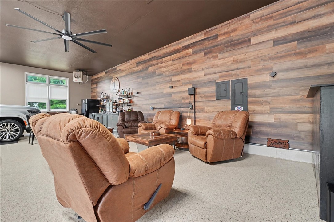 1270 W Hickory Point Road
