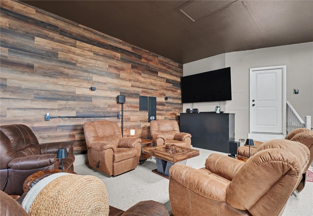 1270 W Hickory Point Road