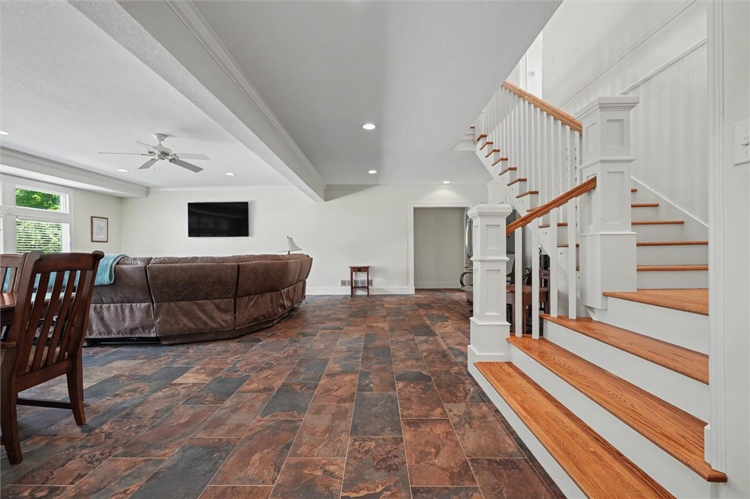 1270 W Hickory Point Road