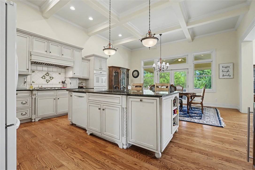 1270 W Hickory Point Road