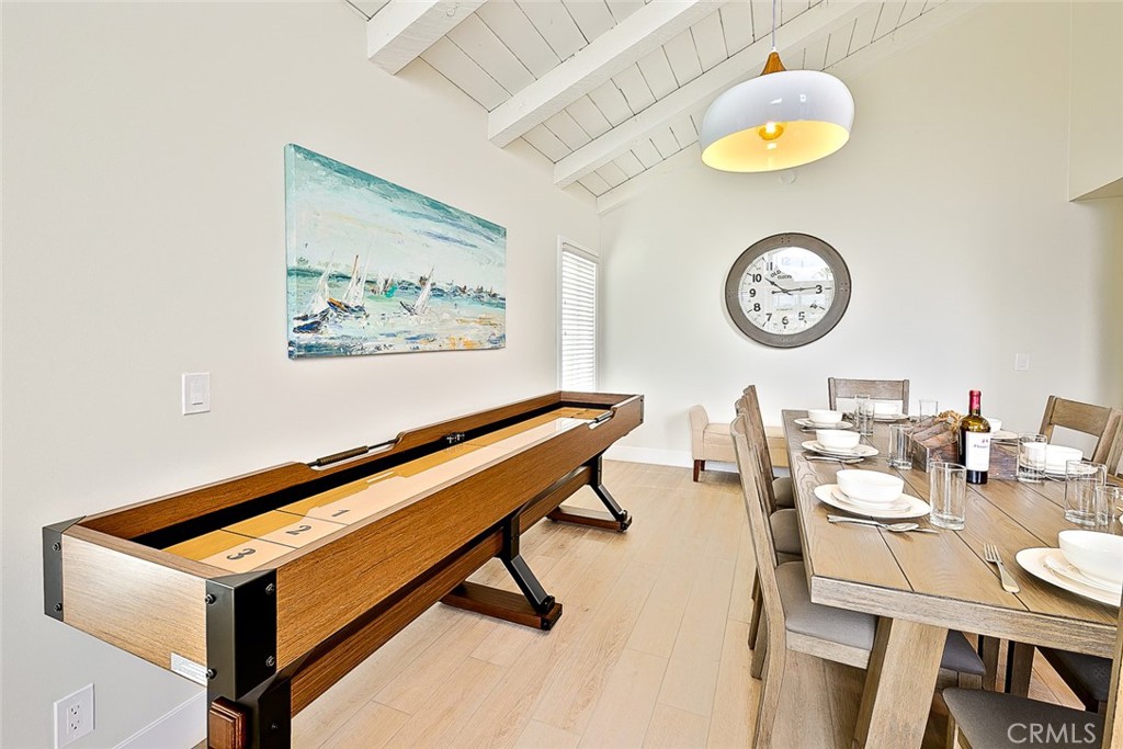 2711 W Balboa Boulevard