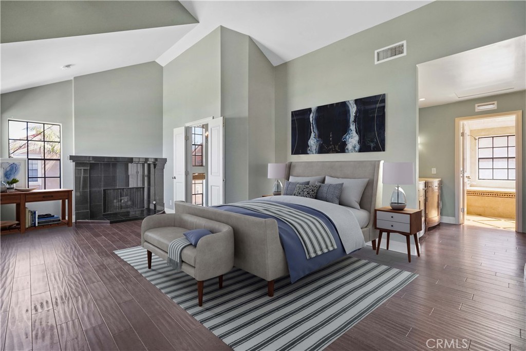 823 W 15th Street 1D