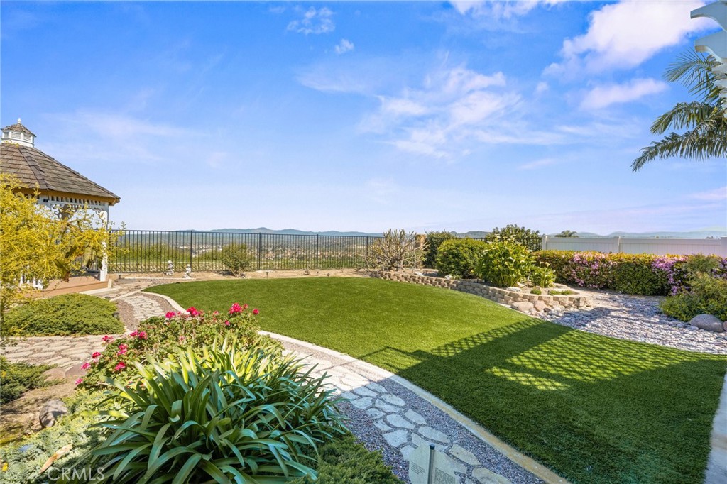 5118 Avenida De La Plata