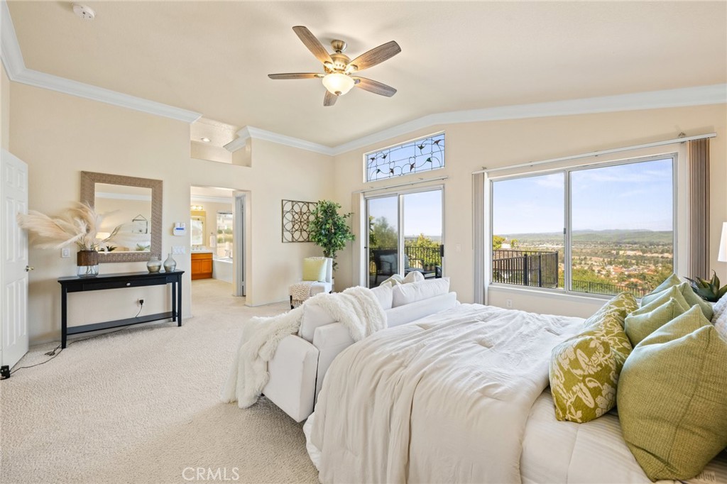 5118 Avenida De La Plata