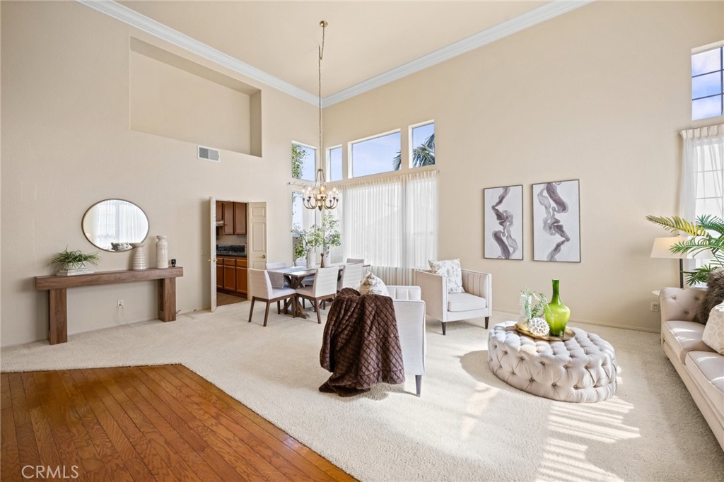 5118 Avenida De La Plata