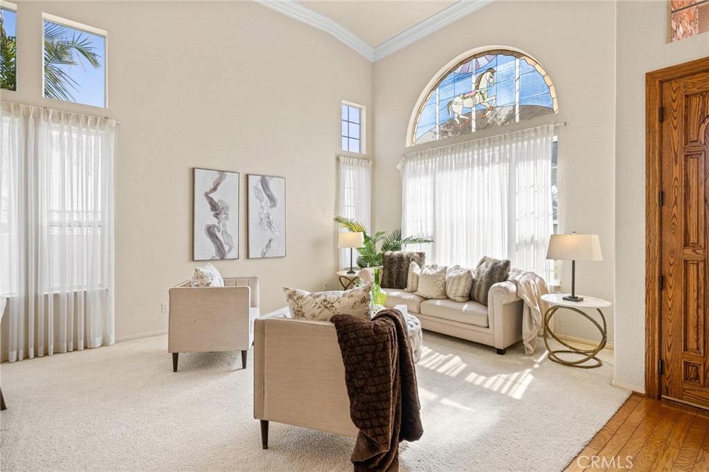 5118 Avenida De La Plata