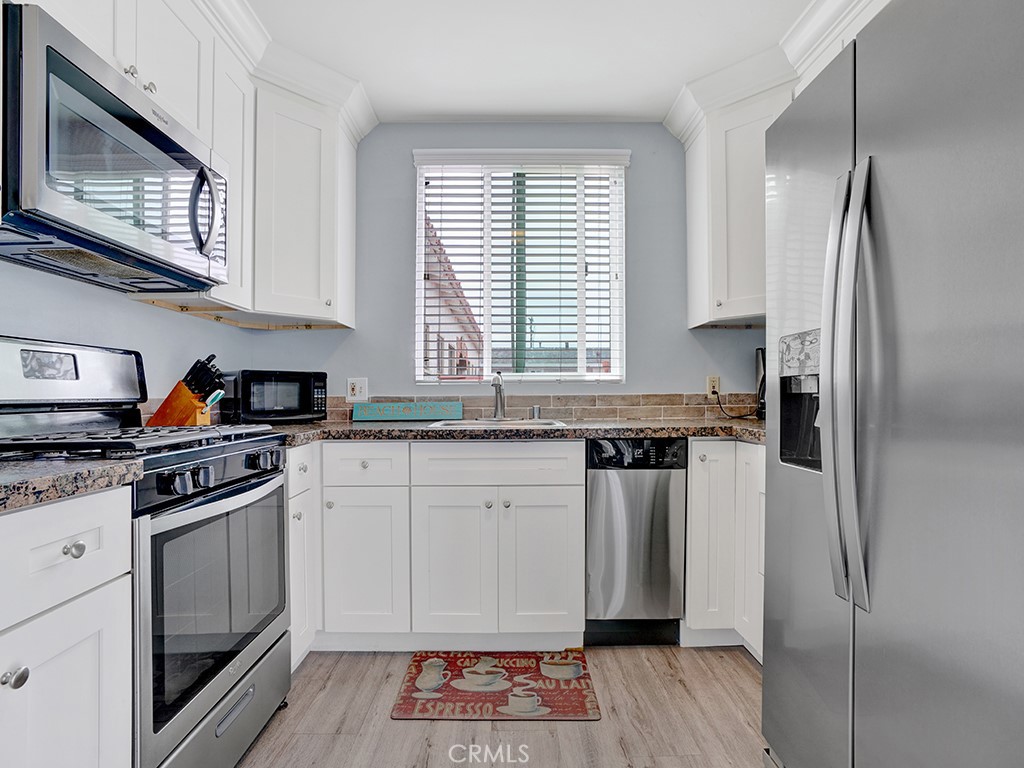 1320 W Balboa Boulevard