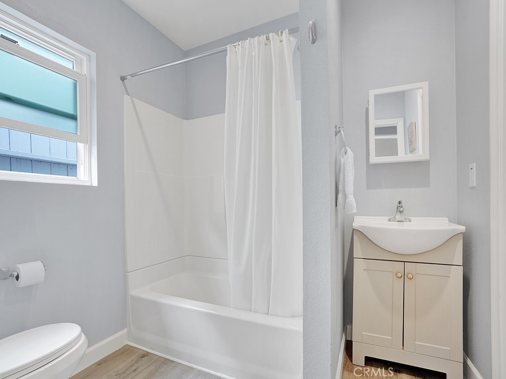 1320 W Balboa Boulevard