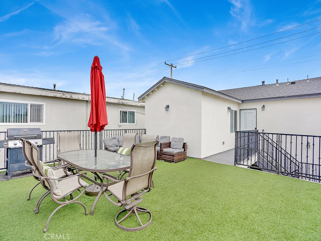 1320 W Balboa Boulevard