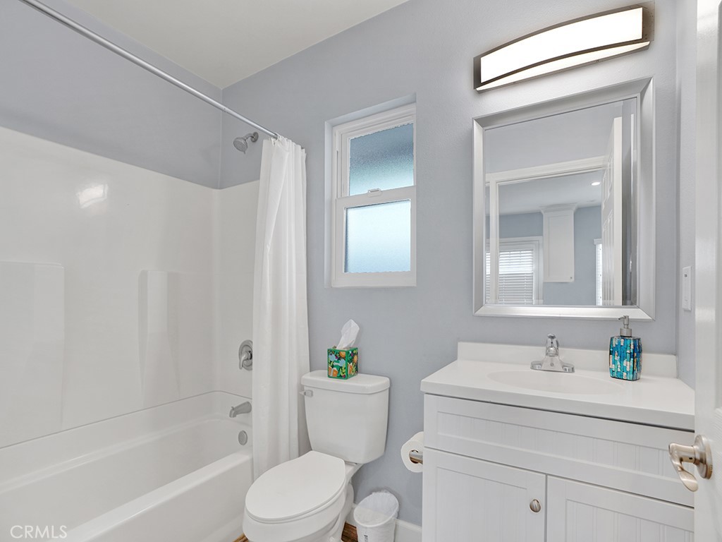 1320 W Balboa Boulevard