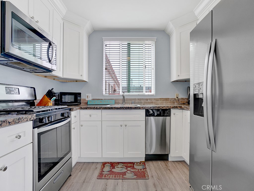 1320 W Balboa Boulevard