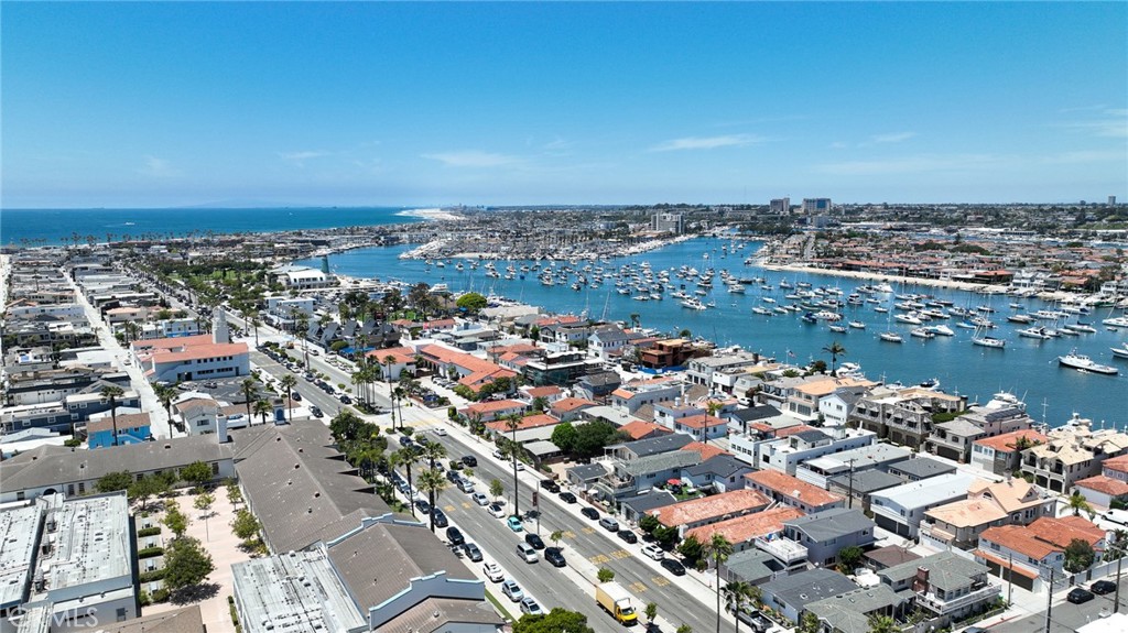 1320 W Balboa Boulevard