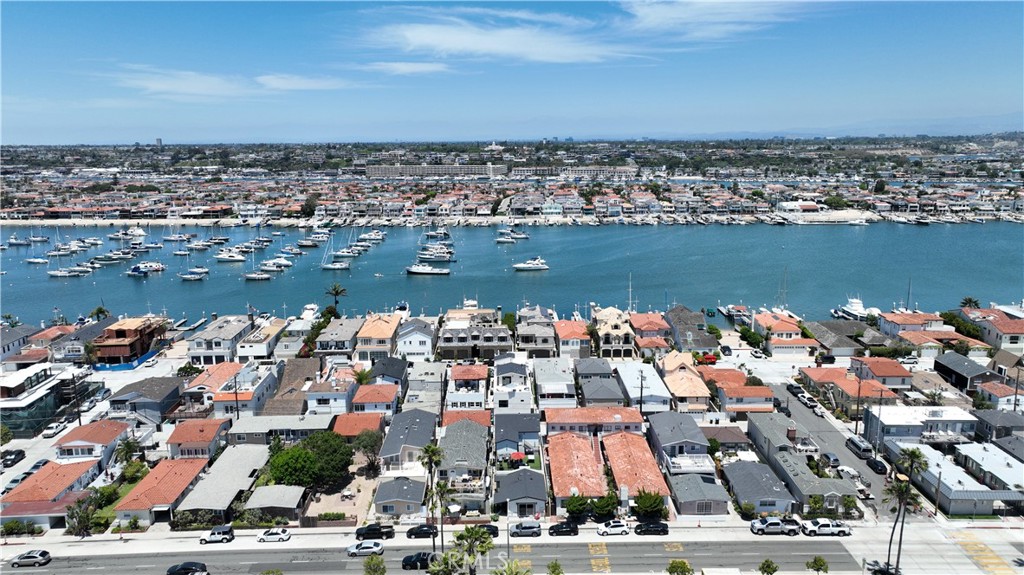 1320 W Balboa Boulevard