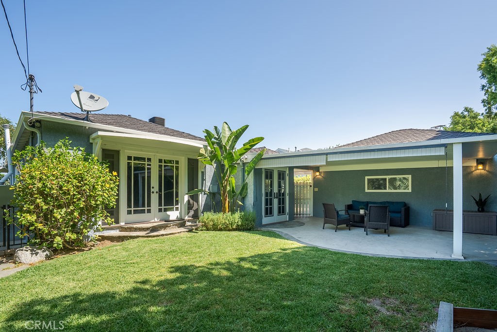 406 University Avenue