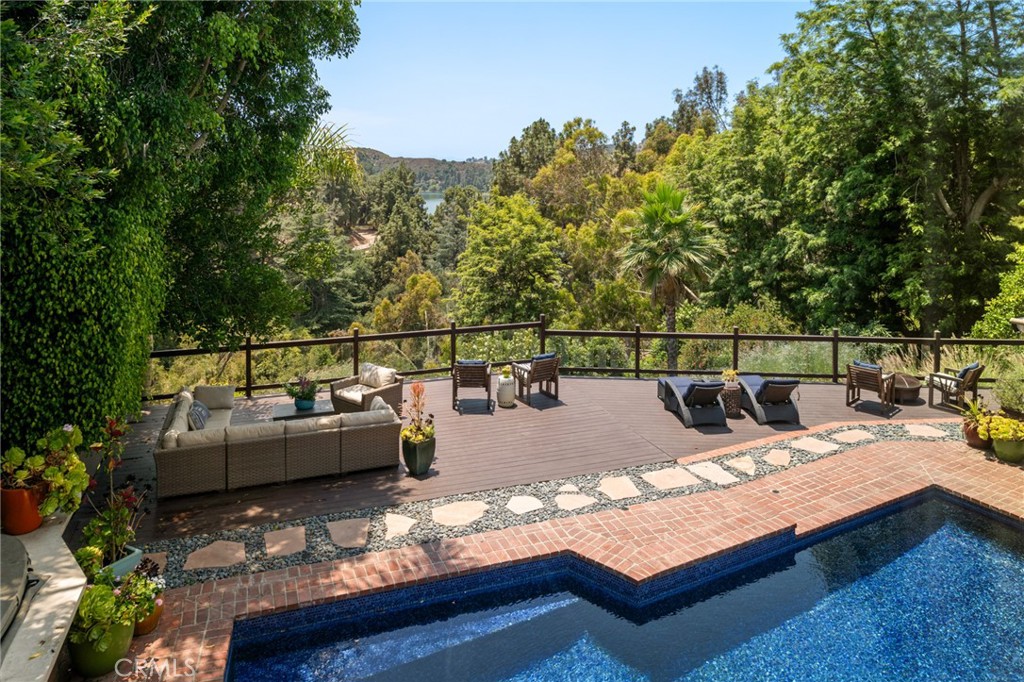6312 Tahoe Drive
