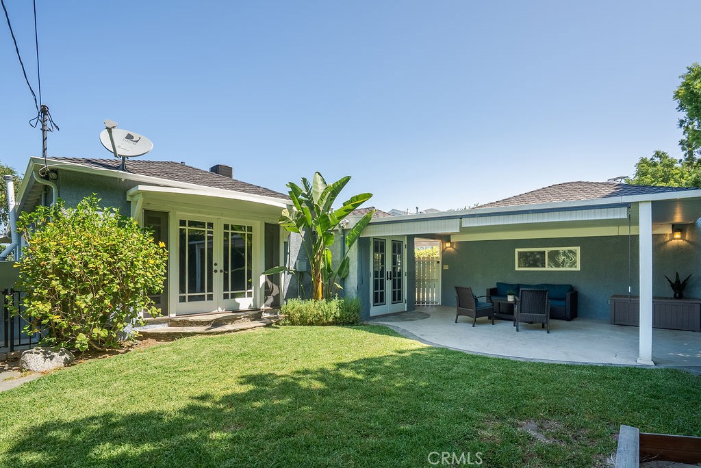 406 University Avenue