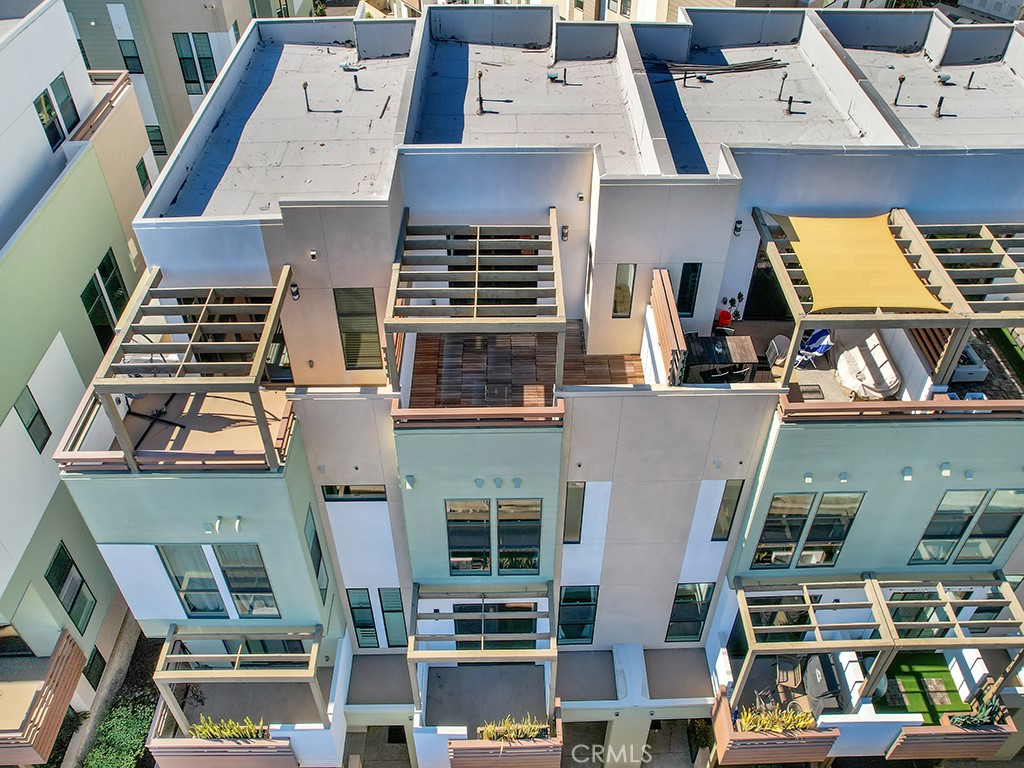 1658 Topanga