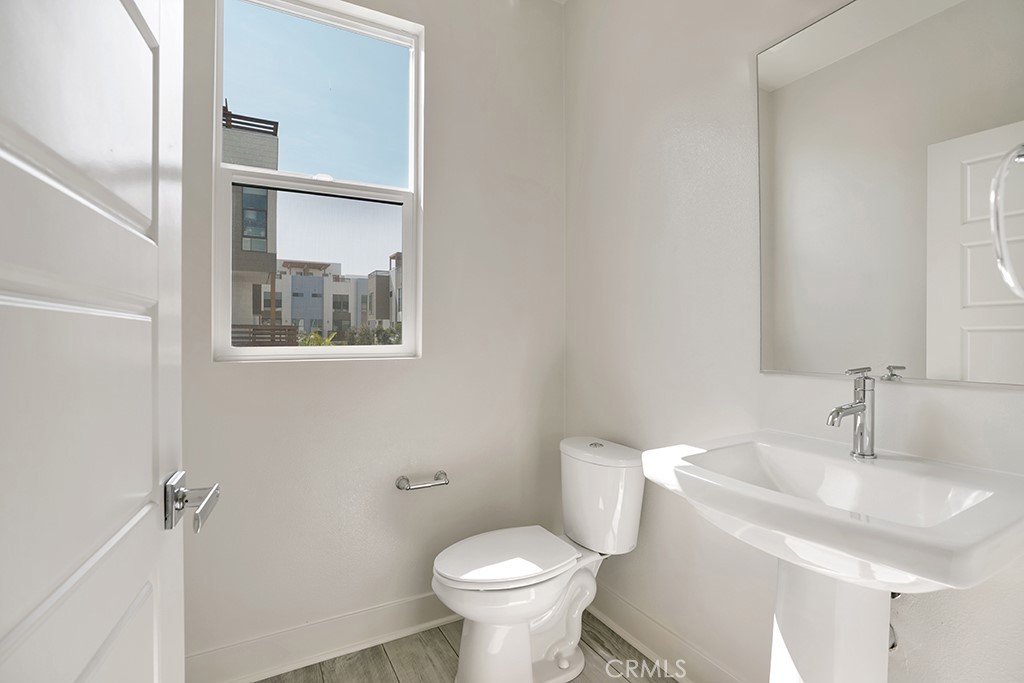 683 W 17th Street