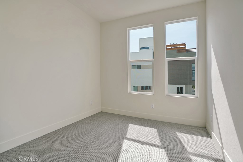 683 W 17th Street