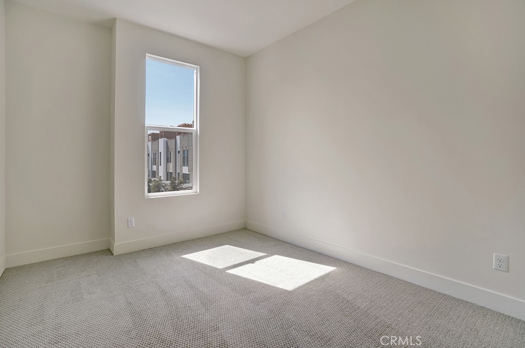 683 W 17th Street