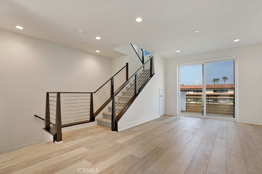 683 W 17th Street